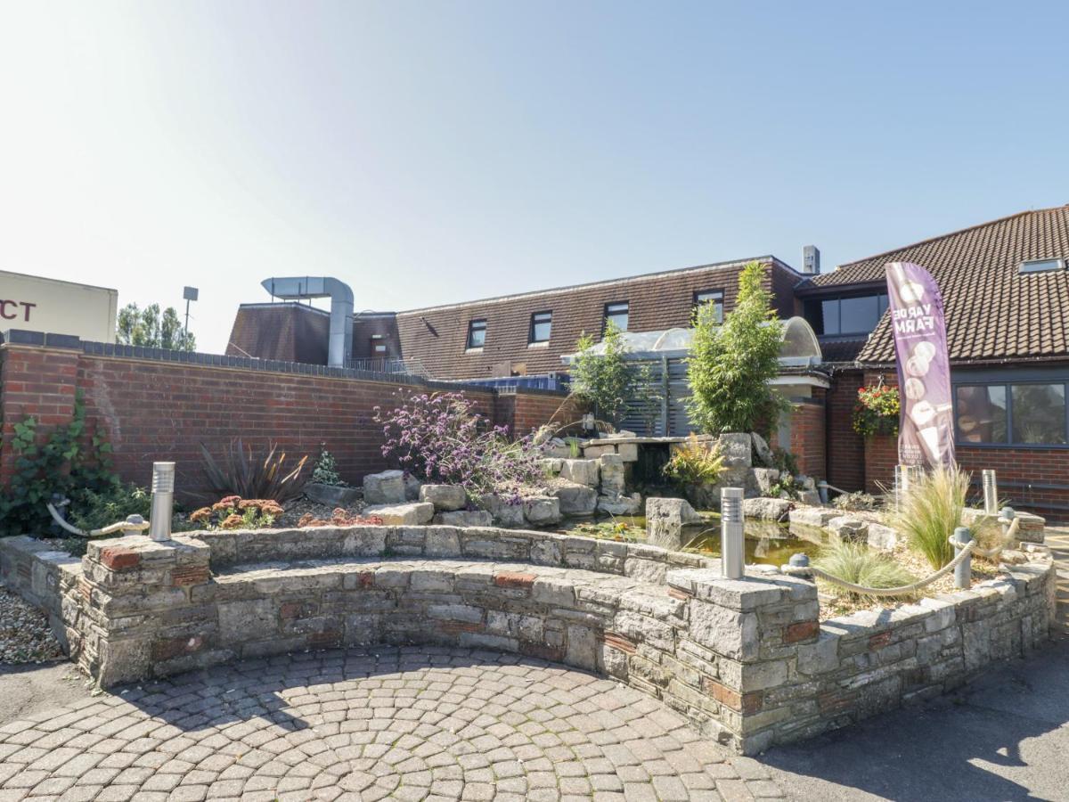 16 Amber Wood Lodge Lymington Exterior foto